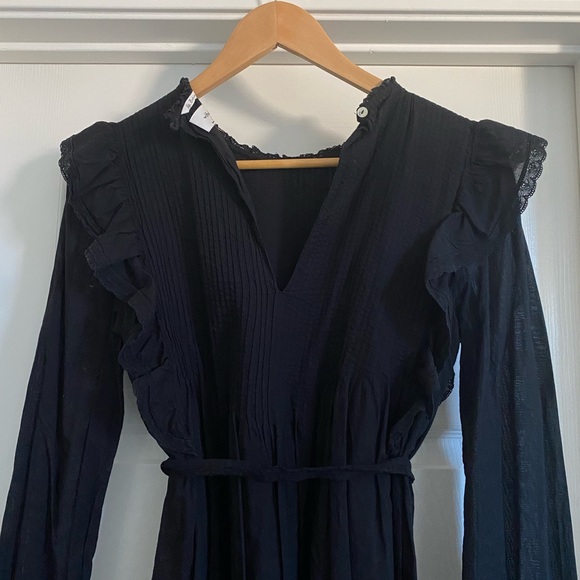 Wilfred
Elia Dress - Picture 2 of 9